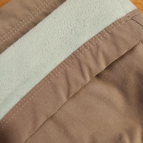 Eddie Bauer Hiking Pants - Picture 3 of 3